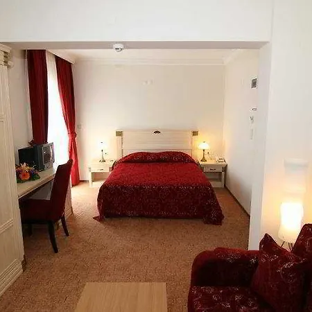 Hotel Duqqan Deluxe 4*