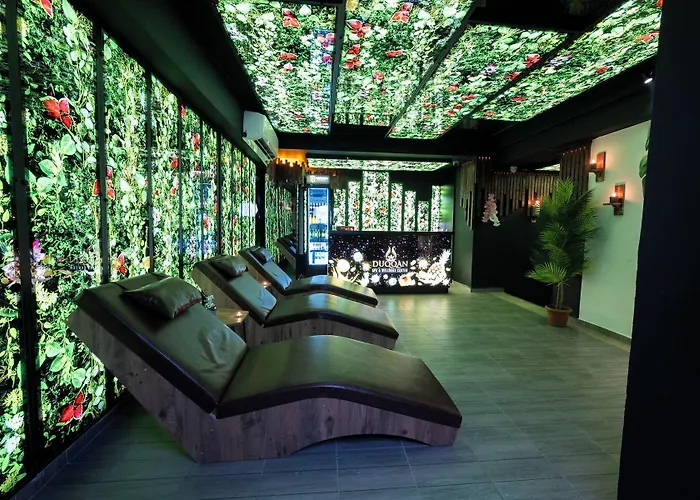 Duqqan Deluxe Hotel 4*