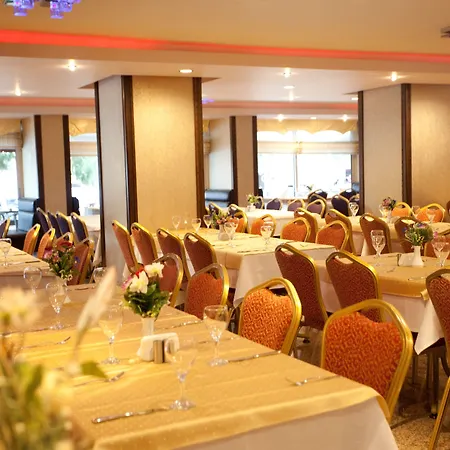 Duqqan Deluxe Otel 4*