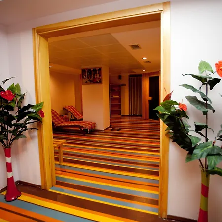 Otel Duqqan Deluxe 4*