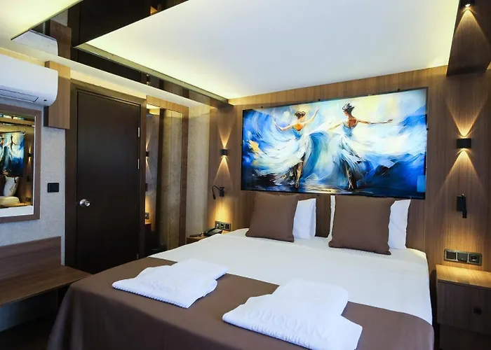 Hotel Duqqan Deluxe 4*