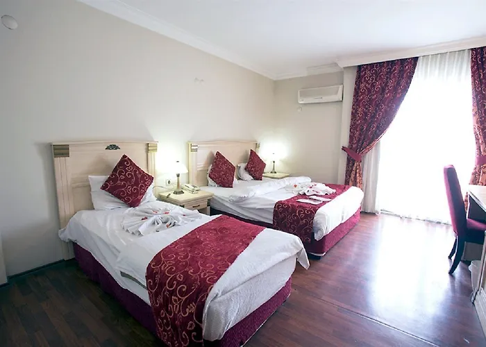 Duqqan Deluxe Hotel 4*