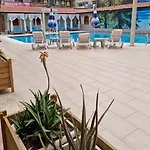 Duqqan Deluxe 4* קוסדסי